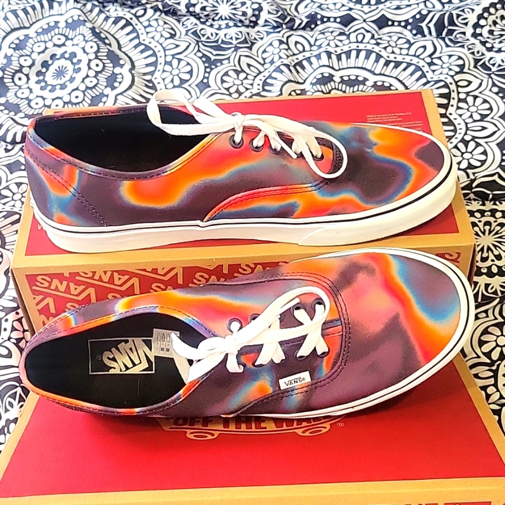 Low top vans